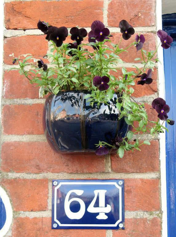 Number 64 Hotel Salisbury Exterior foto